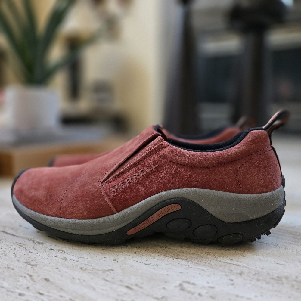 *Merrell* NWOT Womens Slip-On Red Suede Shoes